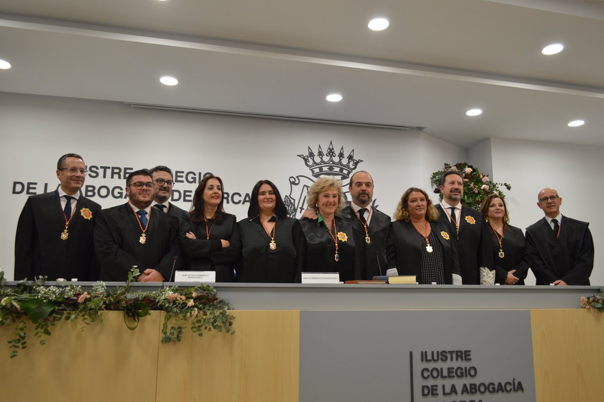 icalorca's tweet image. ➡️Elisa Campoy-López toma posesión como nueva Decana del Ilustre Colegio de la Abogacía de Lorca junto a los miembros de su nueva Junta de Gobierno. ⚖️