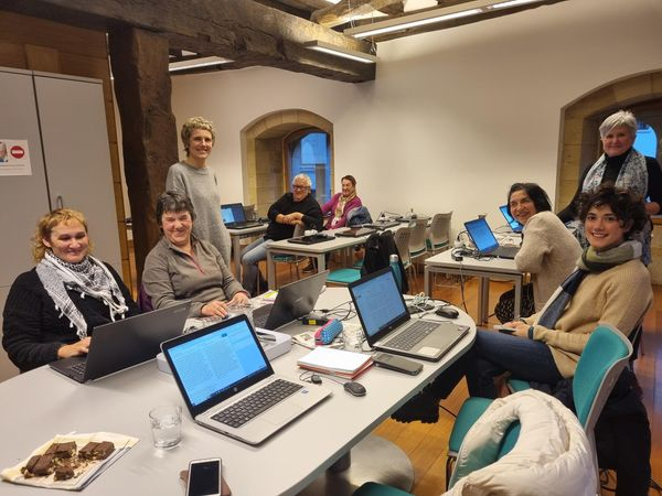 Durangoko wikilariok giro atseginean eman diogu hasiera wiki-urteari. Hainbat emakume ekarri ditugu <a href="/euwikipedia/">Euskarazko Wikipedia</a>|ra,  baita hornitu ere.
eu.wikipedia.org/wiki/Josebe_Bl…
eu.wikipedia.org/wiki/Catherine…
eu.wikipedia.org/wiki/Rose_Wild…
eu.wikipedia.org/wiki/Ainize_Tx…
eu.wikipedia.org/wiki/Inga_Fisc…