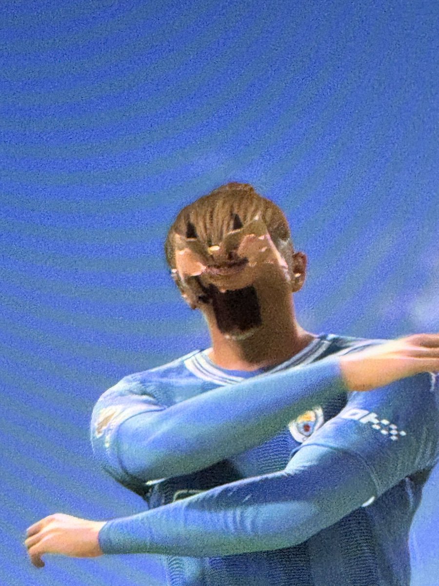 ultimatefifa's tweet photo. TOTY Haaland had a new face scan? #FC24

📷 @TurkishKanka https://t.co/copm0WajYy