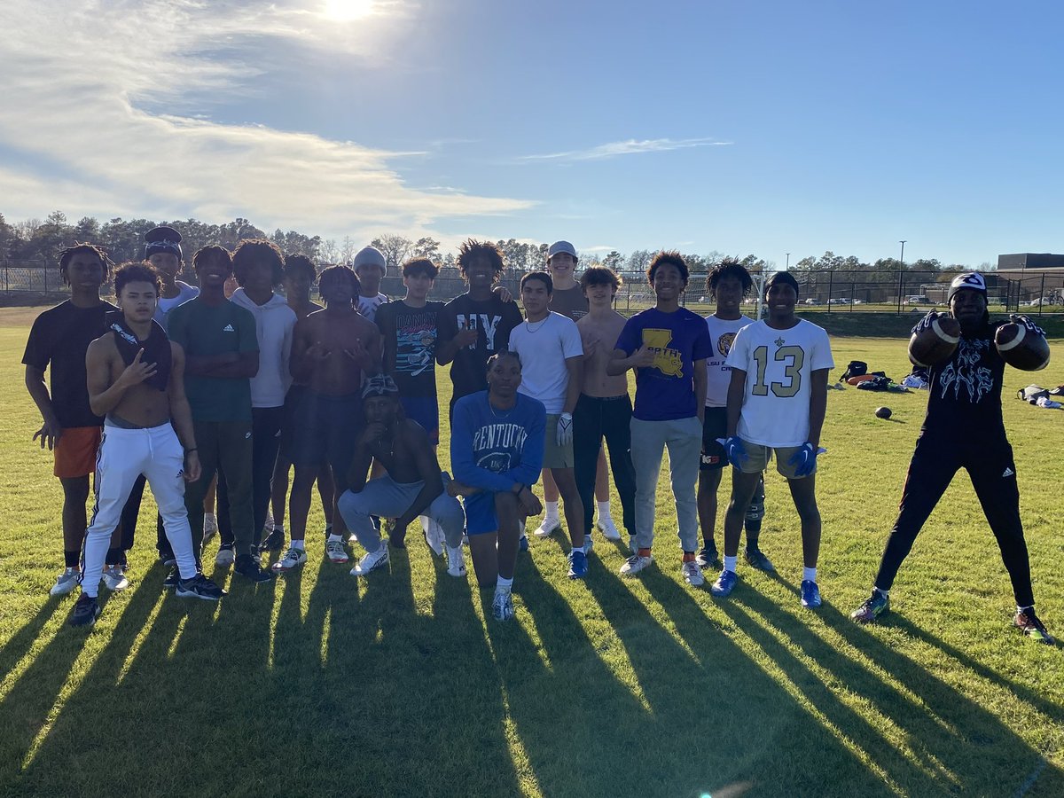 Let’s GO!  Largest after school group of the year.   We got a lot in…1on1, 3on3 and 7on7!  📈

<a href="/GOaksFootball/">Grand Oaks Football</a> <a href="/coach_mcdowell/">Shaun McDowell</a> <a href="/CoachBirdSays/">Coach Bird</a> <a href="/Coach_PMatt/">Coach P Matthews</a> <a href="/CoachBoodon/">John Boodon</a>  <a href="/CoachOchee/">Coach Steven Ochoa</a> 

<a href="/JulienKent2025/">Julien Kent</a> <a href="/PrestonCloud7/">Preston Cloud</a> <a href="/gabriel_despain/">Gabriel DeSpain</a> <a href="/Isaacsmith3737/">Isaac Smith</a> <a href="/YAlexanderTX/">Yosef Alexander</a> <a href="/DevonWallace26/">Devon Wallace</a>