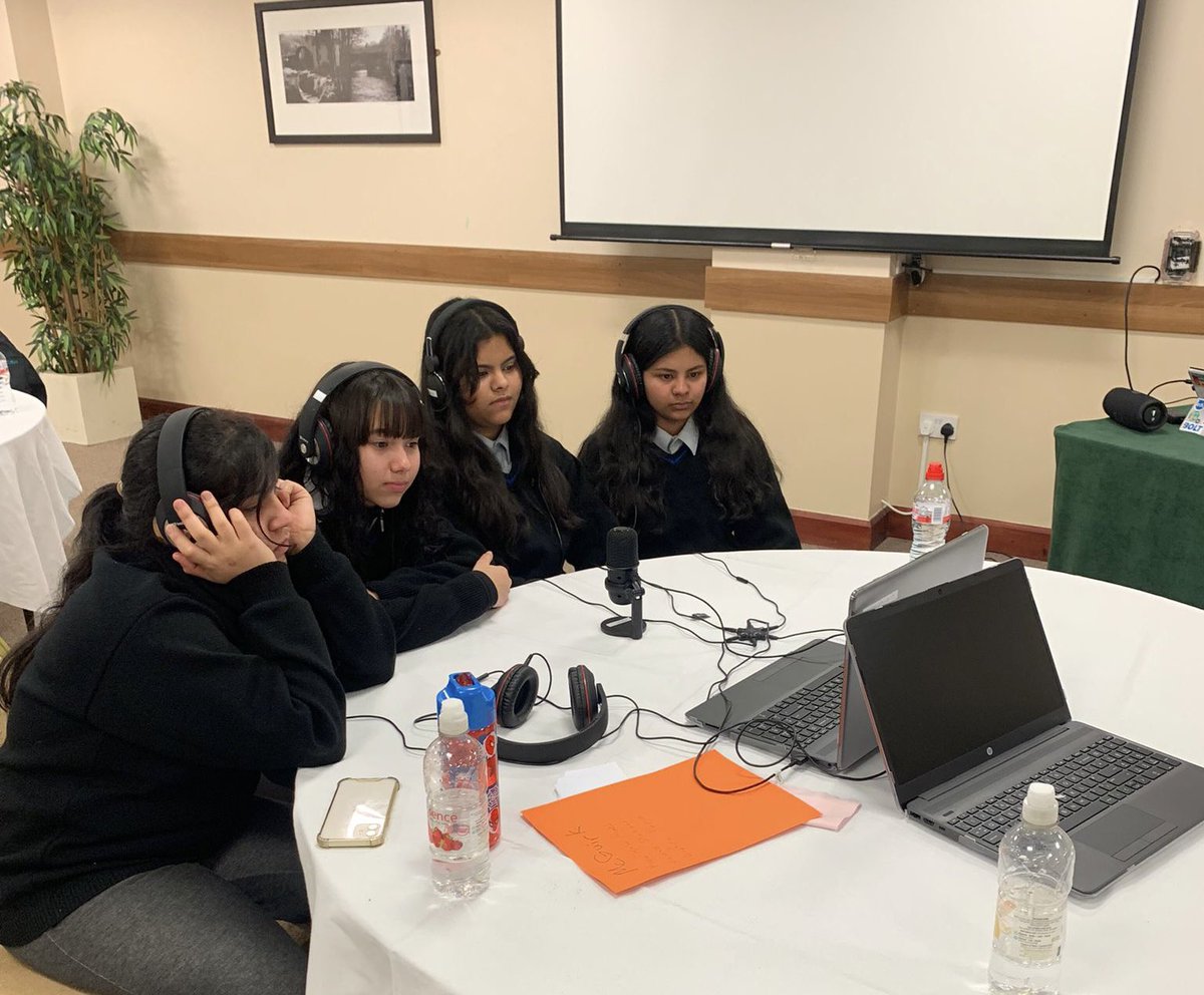 ErrigalCollege's tweet photo. STEM Passport for Inclusion 🖥️ 

We are delighted to have participated in workshop 2 for the STEM Passport for Inclusion initiative 🥳

This initiative aims to break down the barriers in STEM for females 👾

#WeAreDonegalETB #STEM #PassportForInclusion #FemalesInSTEM https://t.co/eeW1qgBmFj