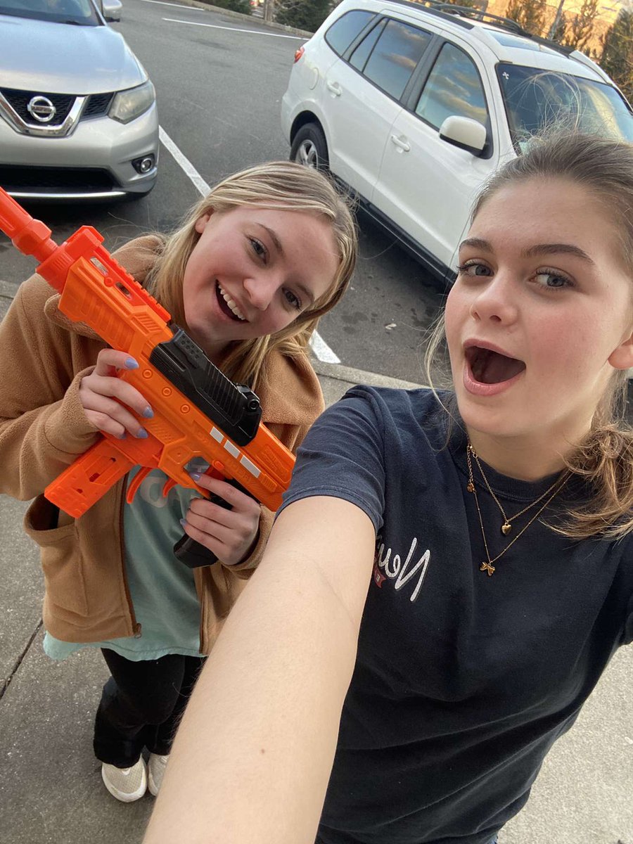 bulletbitches4L's tweet photo. Shot otw to newks 💔 Pissy with the kill on Linnea making the score (5-2) PISSY IS UP‼️@shsnerf2024 https://t.co/uH28pQmXML