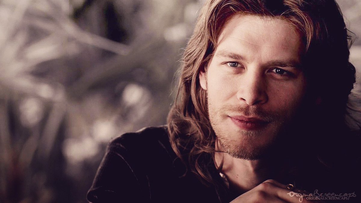 ofthemoonlight_'s tweet image. 