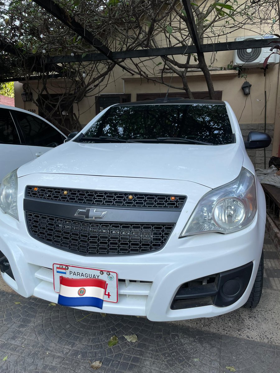 nicolaslopezb_'s tweet photo. SE VENDE ‼️‼️

Chevrolet Montana 2016
125mil KM - mecánica 5ta
Motor 1.4 flex 
Dos llaves  
Varios extras 
Mantenimineto al dia en ACISA (Dic 2023) 
Lona marítima 
Aire Acondicionado ✅

TITULO Y CED VERDE A TRANSFERIR.
48.000.000 Gs
(Escritura incluida) 
Contacto: 0983235925 https://t.co/oqSAteVDbN