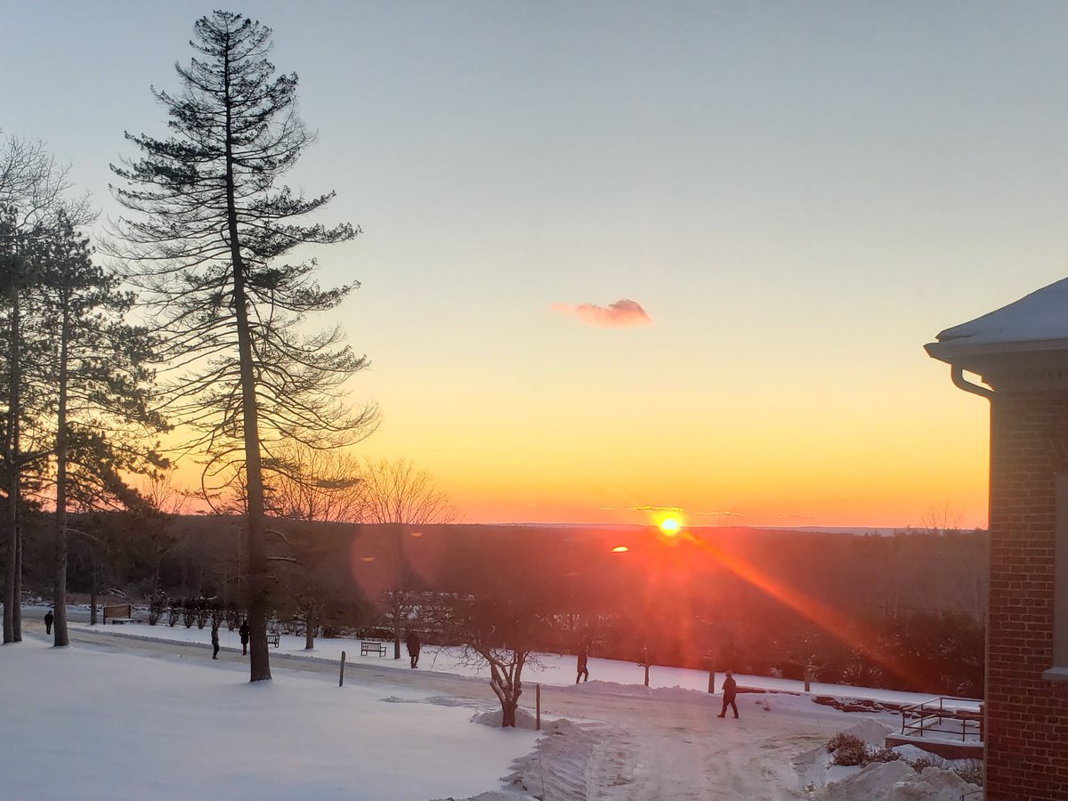 Sun sets on a snowy week in Barre 🌅❄️