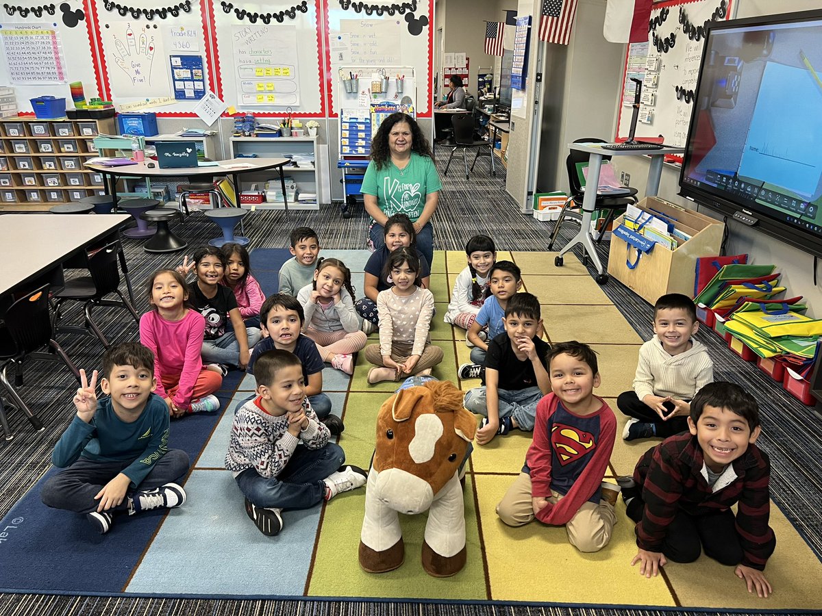 Mustang Milly was able to visit two of our Kindergarten classes. Both classes spelled MUSTANGS for showing their positive behavior! 🐴@BaneElementary #BANEpride #BANEspirit