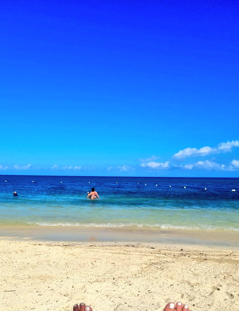 kazzakInk's tweet photo. Just chilling in Jamaica 🇯🇲 listening to the mighty @shedseven
#shedseven #amatteroftime #number1album #lovinglife https://t.co/IYWDFzHjnj