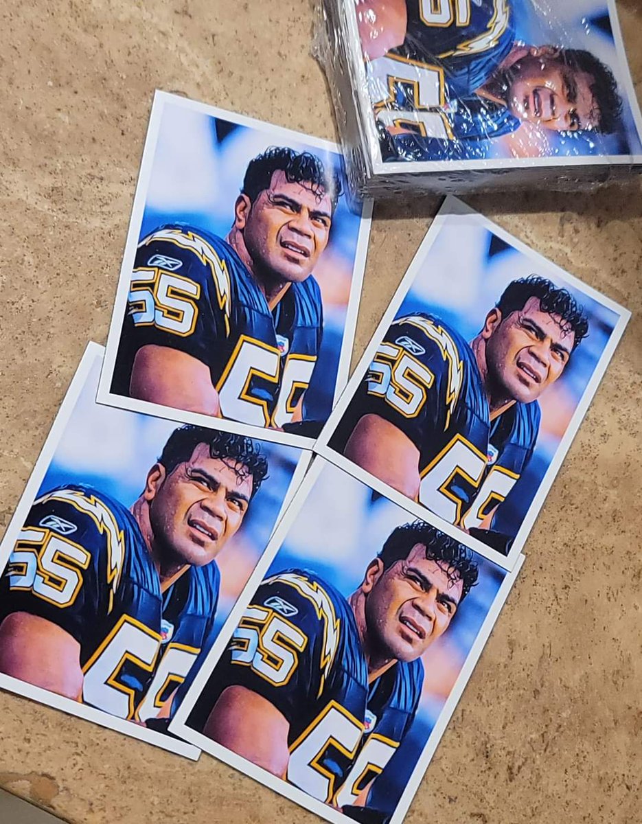 Hapy 55th birthday to our friend! Still have some Junior Seau magnets. Like &amp; RT, I'll pick 5 randomly tonight.  💛💙⚡🙏🏻5️⃣5️⃣🌸🏵️🌺