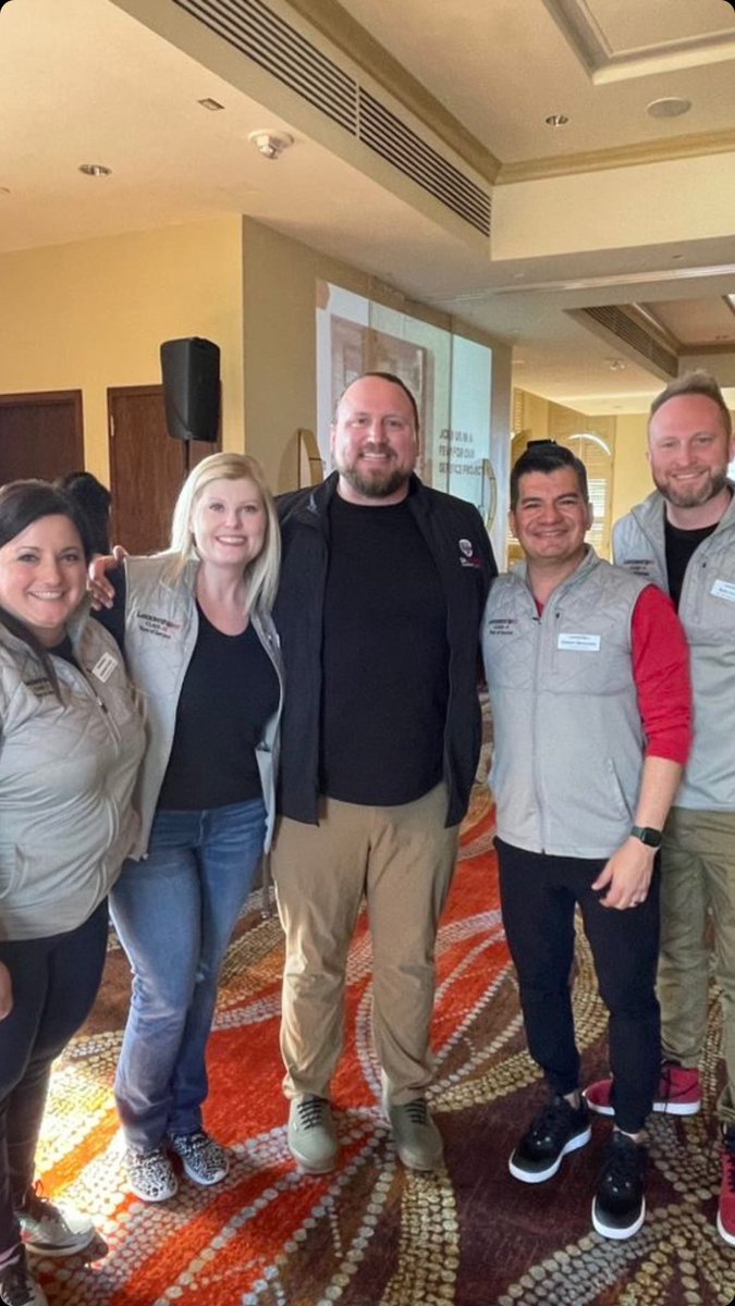 glennrevell's tweet photo. It was a pleasure to facilitate @LeadershipSA’s Class 48 opening retreat. #LSA44 🤝 #LSA47 🤝 #LSA48 https://t.co/qDqwOoHID7