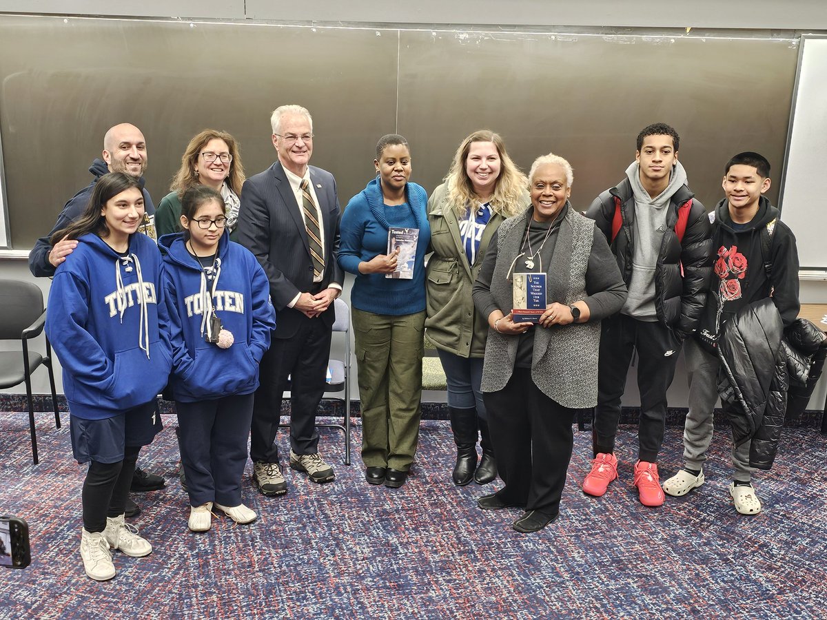 Doc Palton tweet media