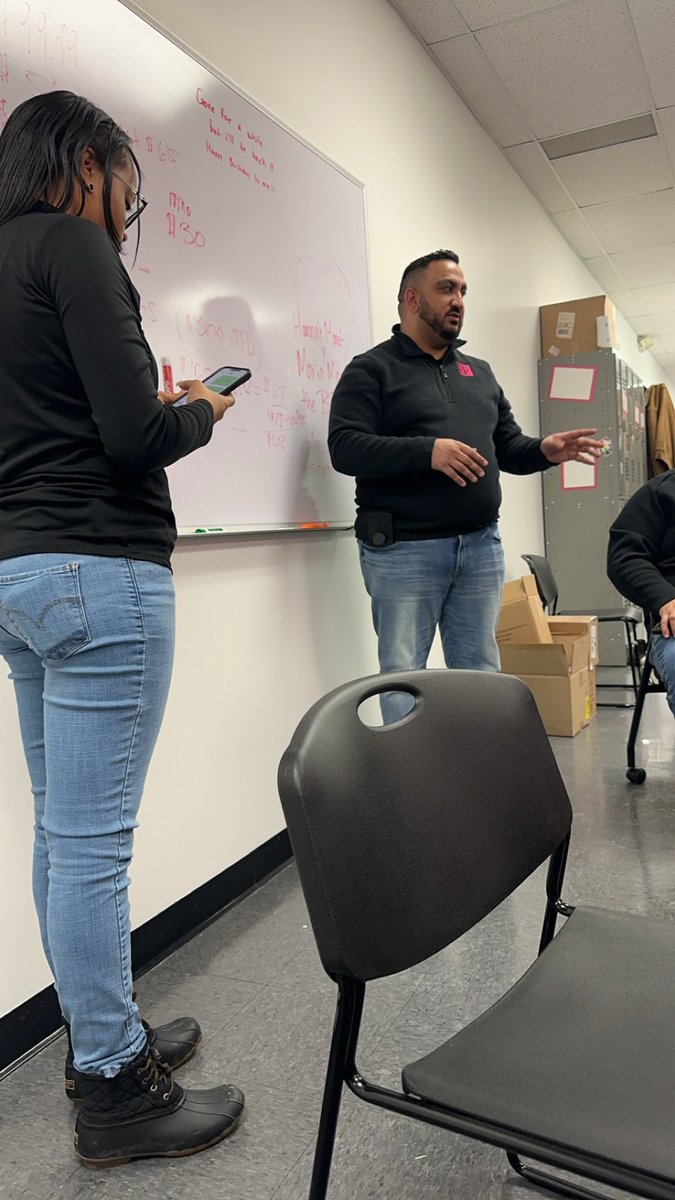 KHibMa5's tweet photo. Success planning for 2024 with #Gr8LakesGrit crew! Thank you @MonaeHamner and @AmmerAhmad6 for kicking us off this morning! @WinstonAwadzi https://t.co/EITpGuVsYf