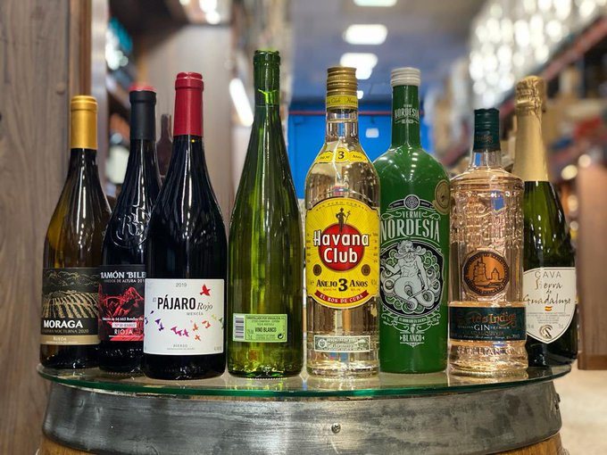 bashayslea39754's tweet image. Konrad Salwey made the Salwey Baden Sieben Winter 2016, a top cuvee of pinot gris &amp;amp; chardonnay that Senior Editor Stuart Pigott described as astonishing. It has enormous structure, textural complexity &amp;amp; umami, yet has a remarkable freshness. Read more:  jamessuckling.com/wine-tasting-r…