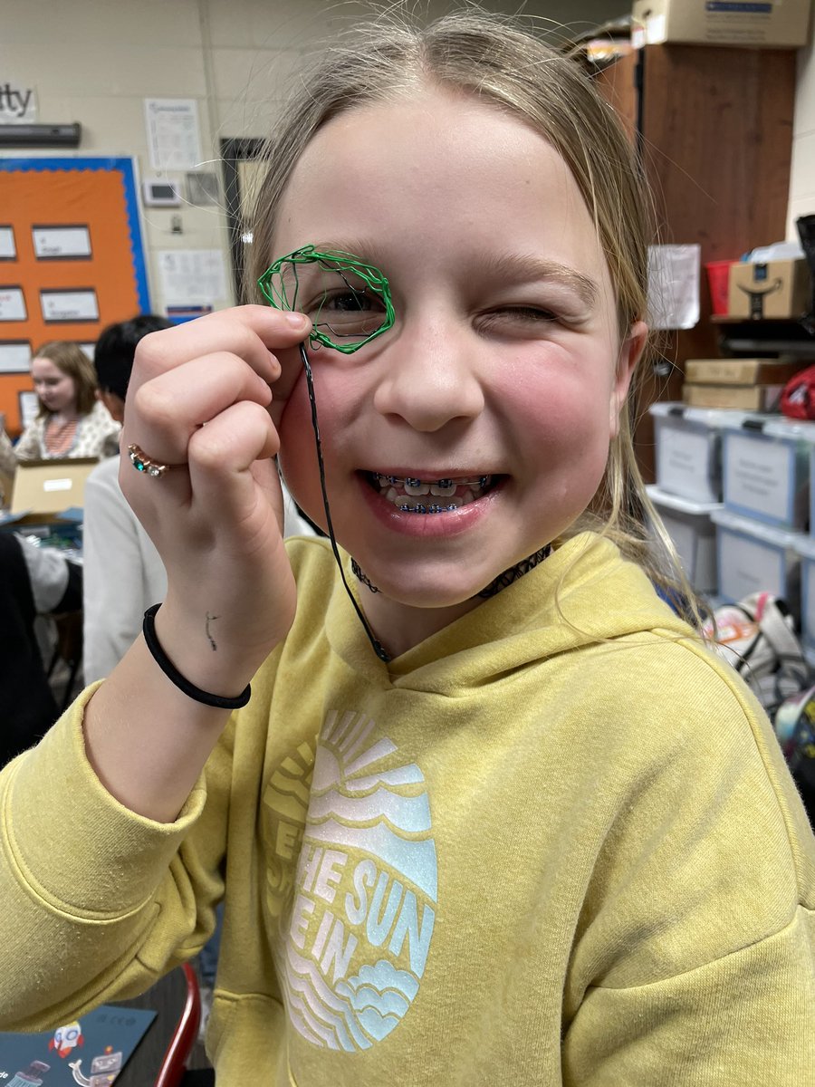 GettingSTEMDunn's tweet photo. It was a Maker Space day in STEM Club today! Such fun with Ozobots, Legos, 3D doodler pens…. #McGaritySTEM #Creativity #CriticalThinking #2024 Thank you #DWIC and #WGRLS! https://t.co/Zun3HGkyKB