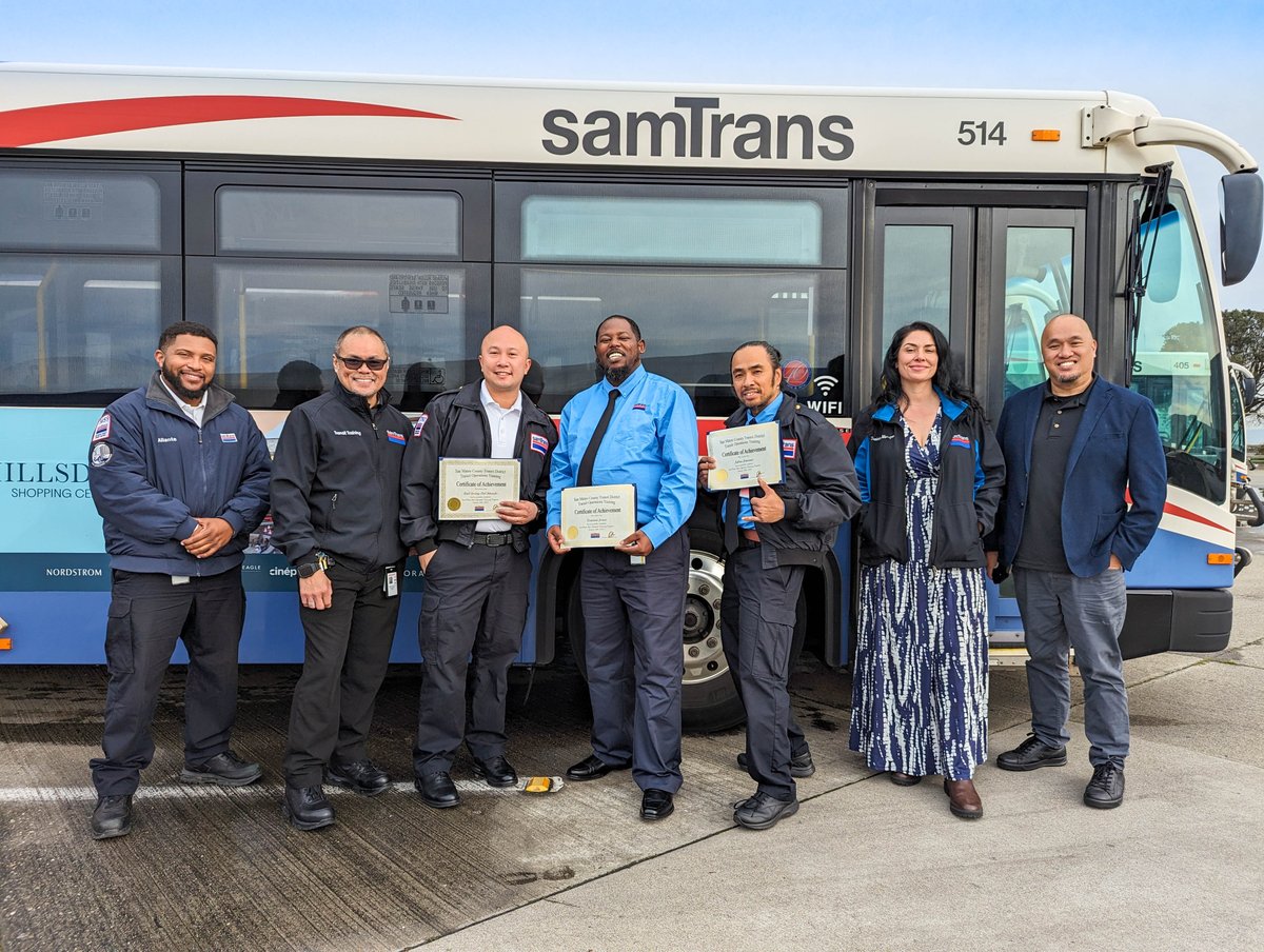 SamTrans's tweet image. Our favorite way to kick off a weekend? Celebrating the newest additions to our #SamTrans crew. Congrats on Class #184 for crossing the finish line and a shout-out to lead instructor Sean Chatman for helping guide them to it. Have a great Friday, everyone!