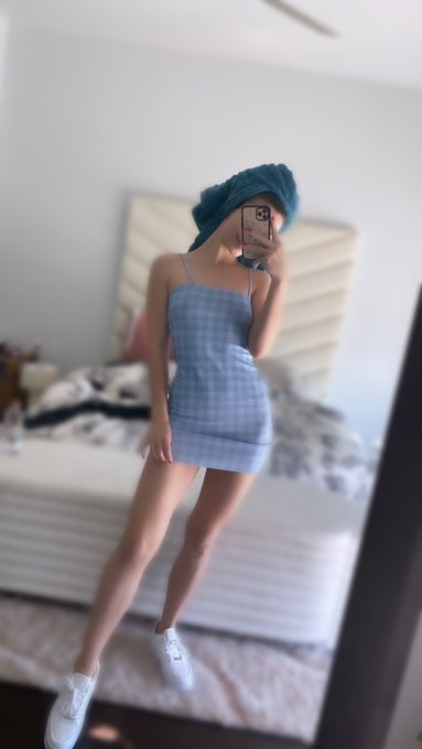 Small enough to throw around, don&rsquo;t you think? 😇 https://t.co/aOdgOWLqbf