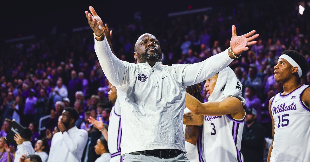 KStateMBB's tweet photo. Two photos that give off the same energy 😂 @Coachreem4ever https://t.co/v05DAG7YTK