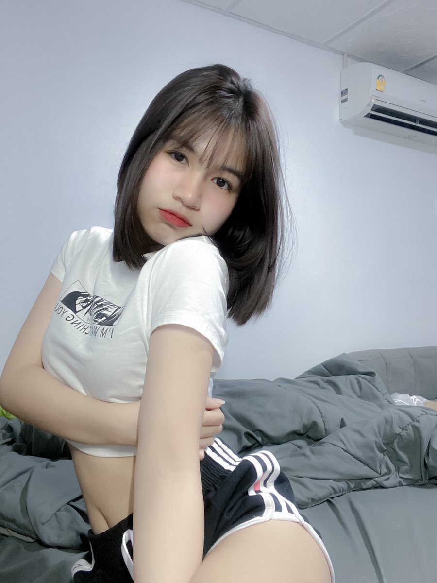 2003kjko's tweet photo. เงี่ยนหี มากเช้าๆ💦 #คอลเสียว #รับคอลเสียว https://t.co/tB8ixLBNYf