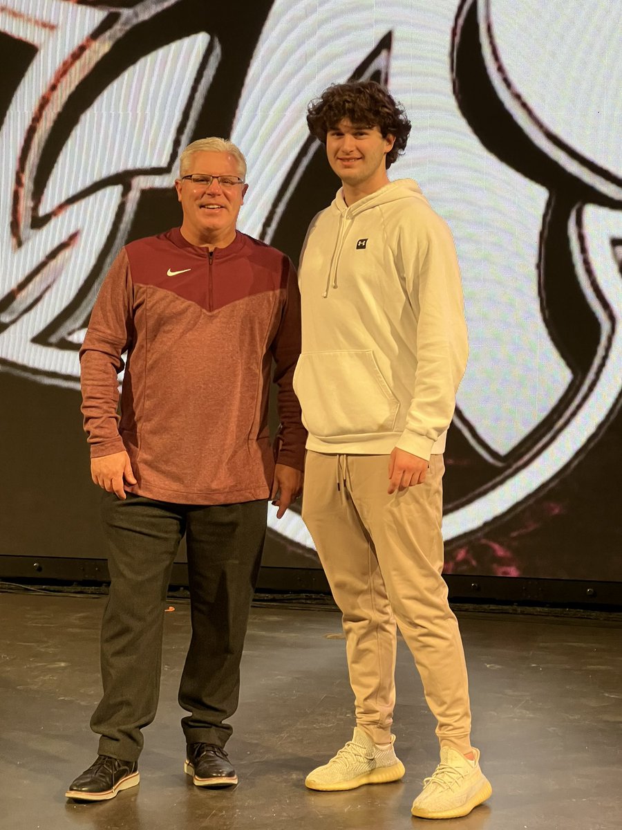 Logan McLaughlin tweet media