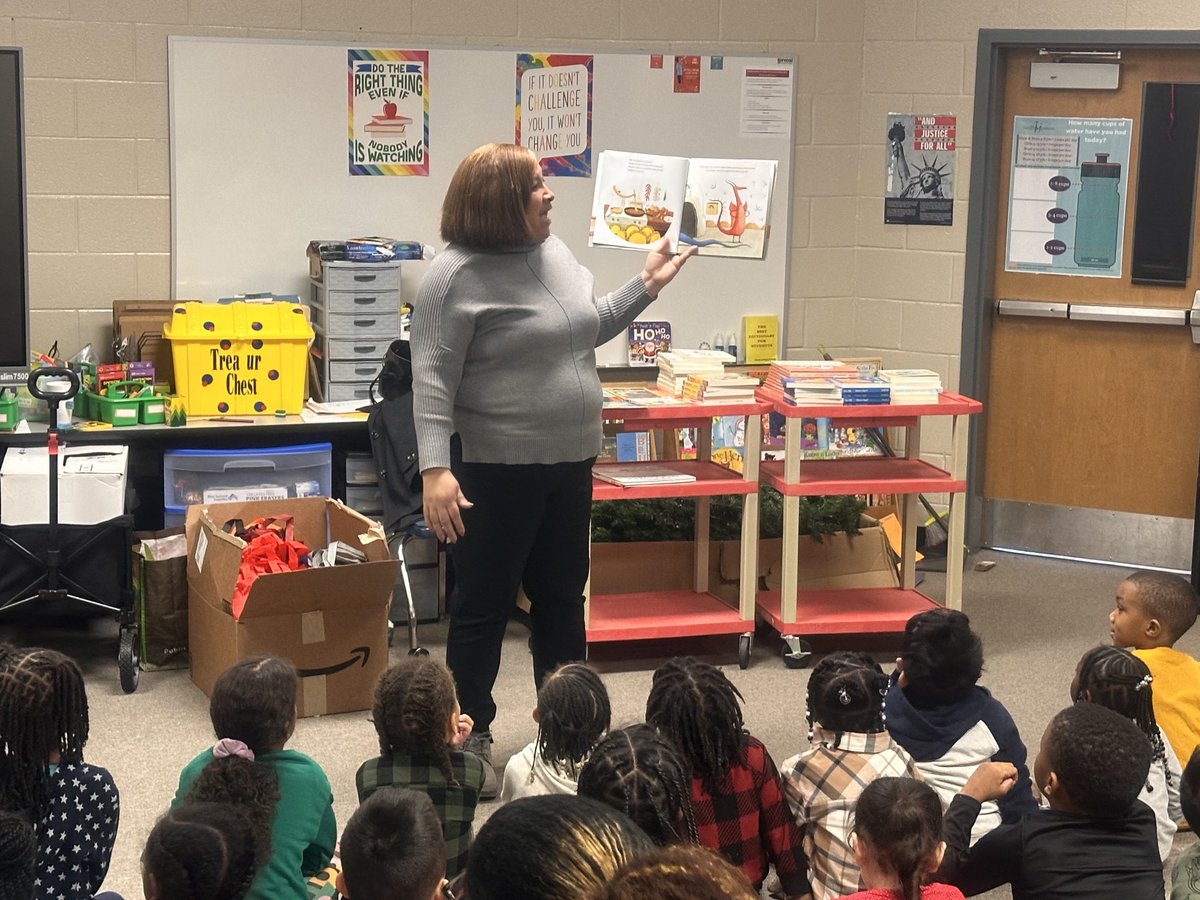 HelenaFoster14's tweet image. An interactive read aloud on the 100th day and of school! There is nothing more rewarding than reading to early learners. I love this part of my job! #ncssbethebest #NCSSLiteracy #L4GA