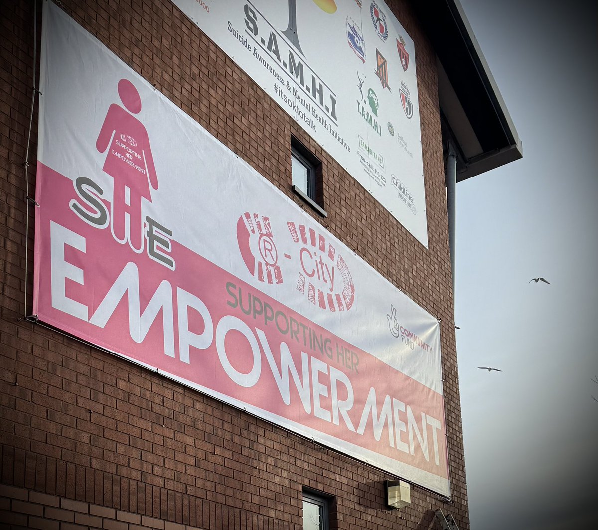 Rcitybelfast's tweet photo. SHE - is a new exciting programme by RCITY that is empowering young women to challenge gender issues that they face in society⭐️exciting events coming up over the next few months including a showcase at the Mandela hall & participation in international; women’s day 🌸 #TNLC https://t.co/ZdCZSnDEnT