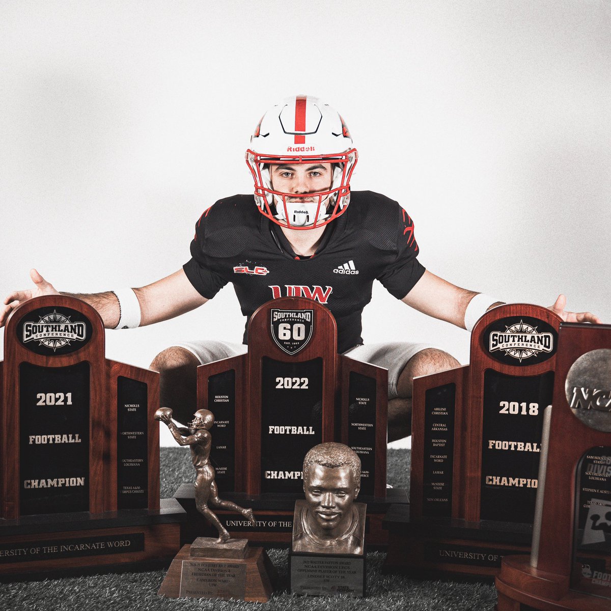 Committed‼️‼️<a href="/UIWFootball/">UIW Football</a> <a href="/CitrusFootball/">Citrus College Football</a>