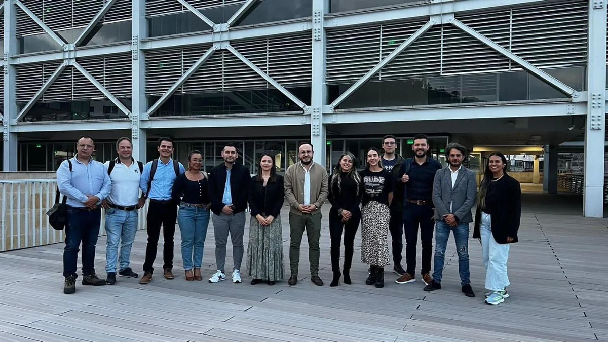 SecGralCaldas's tweet photo. El Secretario General, estuvo con la Sec. de Desarrollo e Innovación y Sec. de Educación en el Parque Tecnológico de Villamaría para conocer este importante proyecto y lograr articular esfuerzos para poner la educación, la ciencia y la tecnología al servicio a los caldenses. https://t.co/B0kiLAEQxD