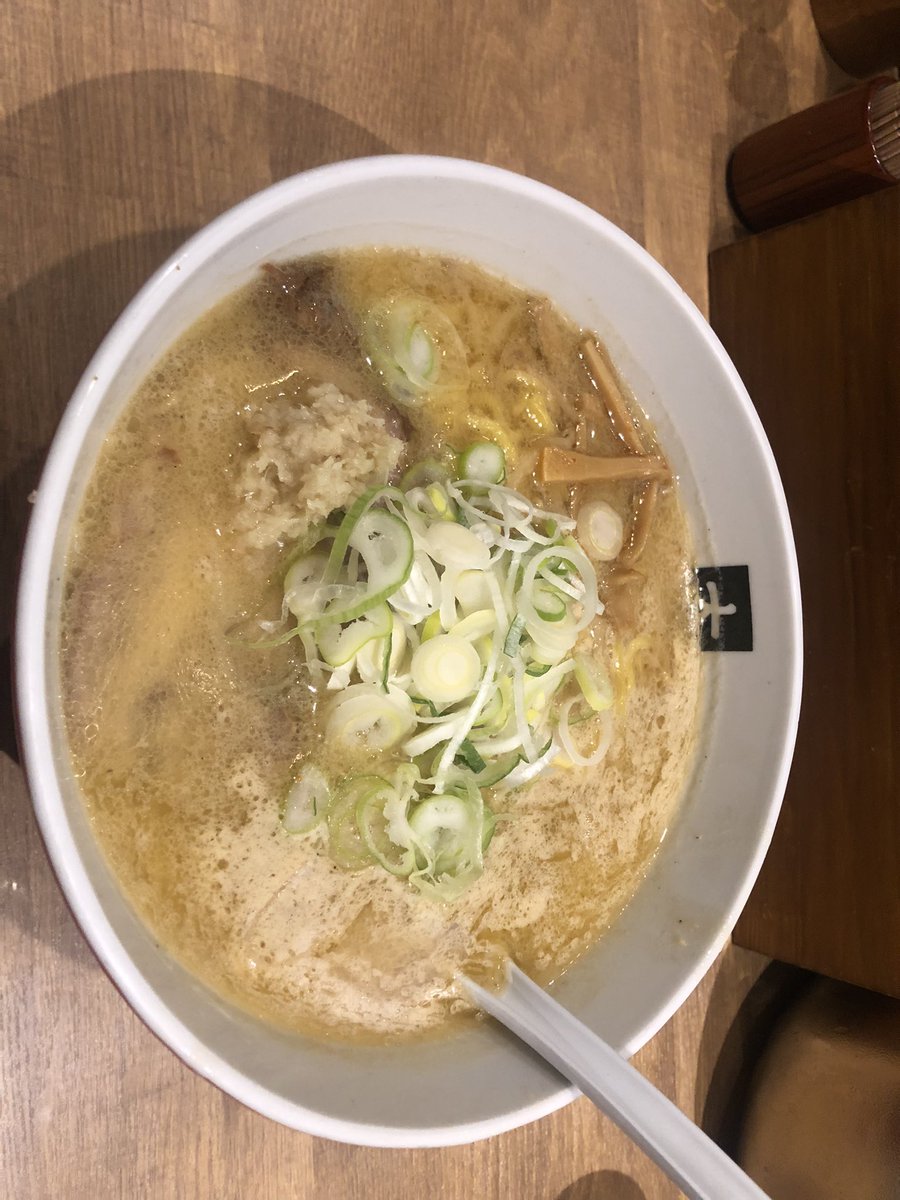PN18n's tweet photo. 大島ラーメン https://t.co/voYBrRwv2p