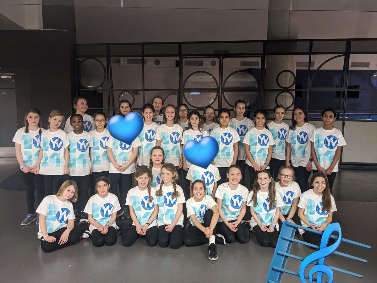 headsydprep's tweet photo. Incredible time with our @Sydhighprep choir @YoungVoicesOrg singing our hearts out! ❤️🫶✨#sydenhamspirit https://t.co/uUpYUCTRL3