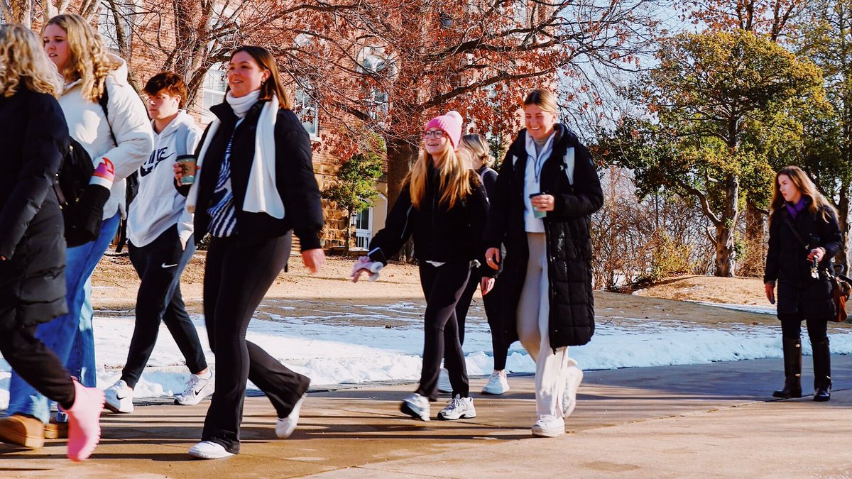 UArkansas's tweet photo. New year, new semester. Back to business at the Hill. #WPS https://t.co/AKmxplAeNj