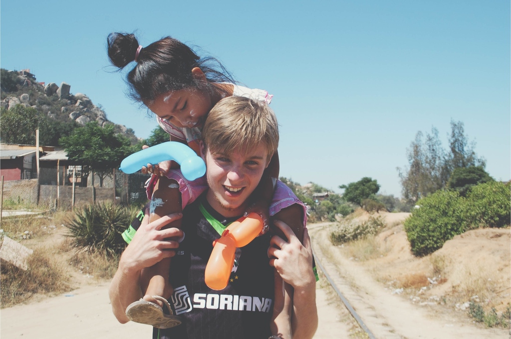 MisDisTrips's tweet image. Happy Friday :) 
-
-
"May the God of hope fill you with all joy and peace in believing, so that by the power of the Holy Spirit you may abound in hope." - Romans 15:13

#Christian #Missions #Jesus #Joy #Friday