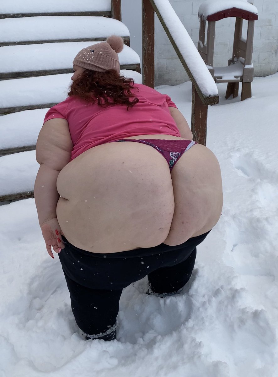 amber_sothicc's tweet photo. Snow Queen😮‍💨❄️👑

Rt if you’d fuck me in the snow bent over 🤫 https://t.co/Zjd9Oo5BcD