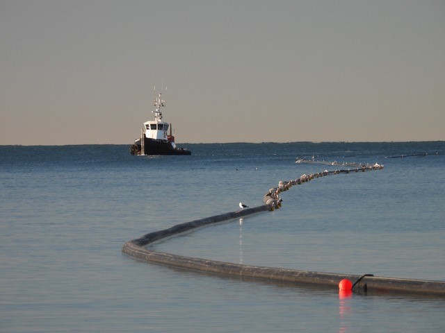 Anchors aweigh ⚓️

VenturaWaterPure’s Ocean Outfall Project started an important phase of towing 4,600 feet of pipe from Marina Park last week! This project is a major step in investing in our future water supply. Discover how at venturawaterpure.net today 💧