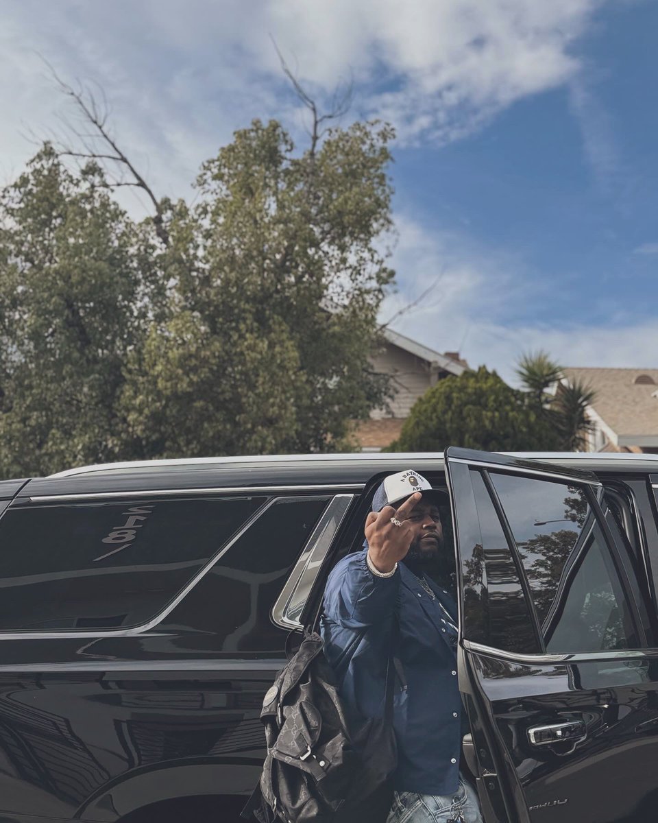 iAMBANDPLAY's tweet image. Ayo Bandplay or Let The BANDPLAY