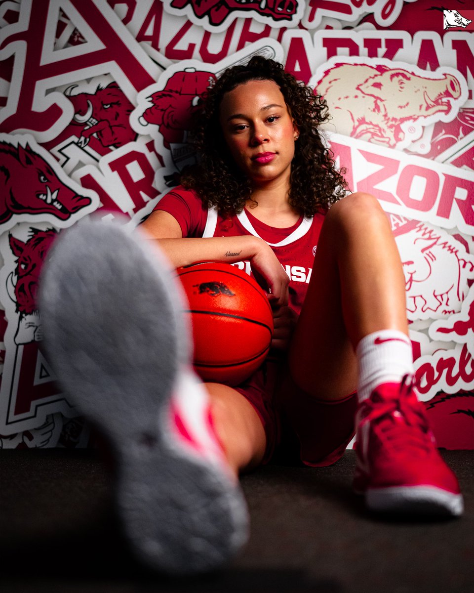 Razorback Women's Basketball tweet media
