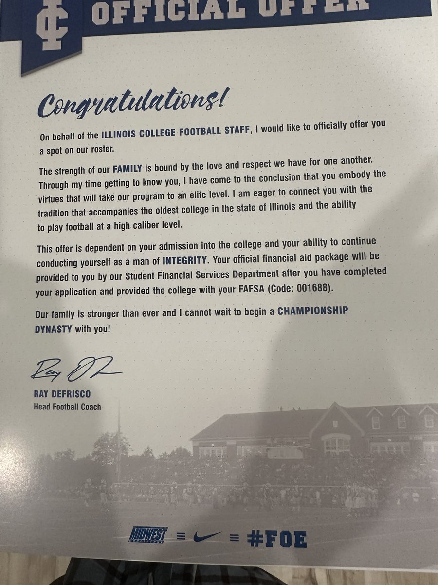 After a great visit <a href="/IC_Football/">Illinois College Football</a> I am blessed to announced I received an offer to Illinois College <a href="/CoachKLane/">Kyle Lane</a> <a href="/CoachDeFrisco/">▫️Ray DeFrisco▫️</a> <a href="/CoachStarkey20/">Christopher Starkey</a> <a href="/VianneyFootball/">Vianney Football</a>