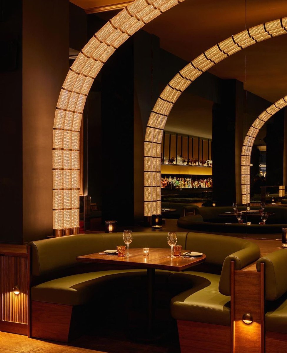 luusssso's tweet photo. Cinematic restaurant interiors >> https://t.co/Oc6KWS7pry