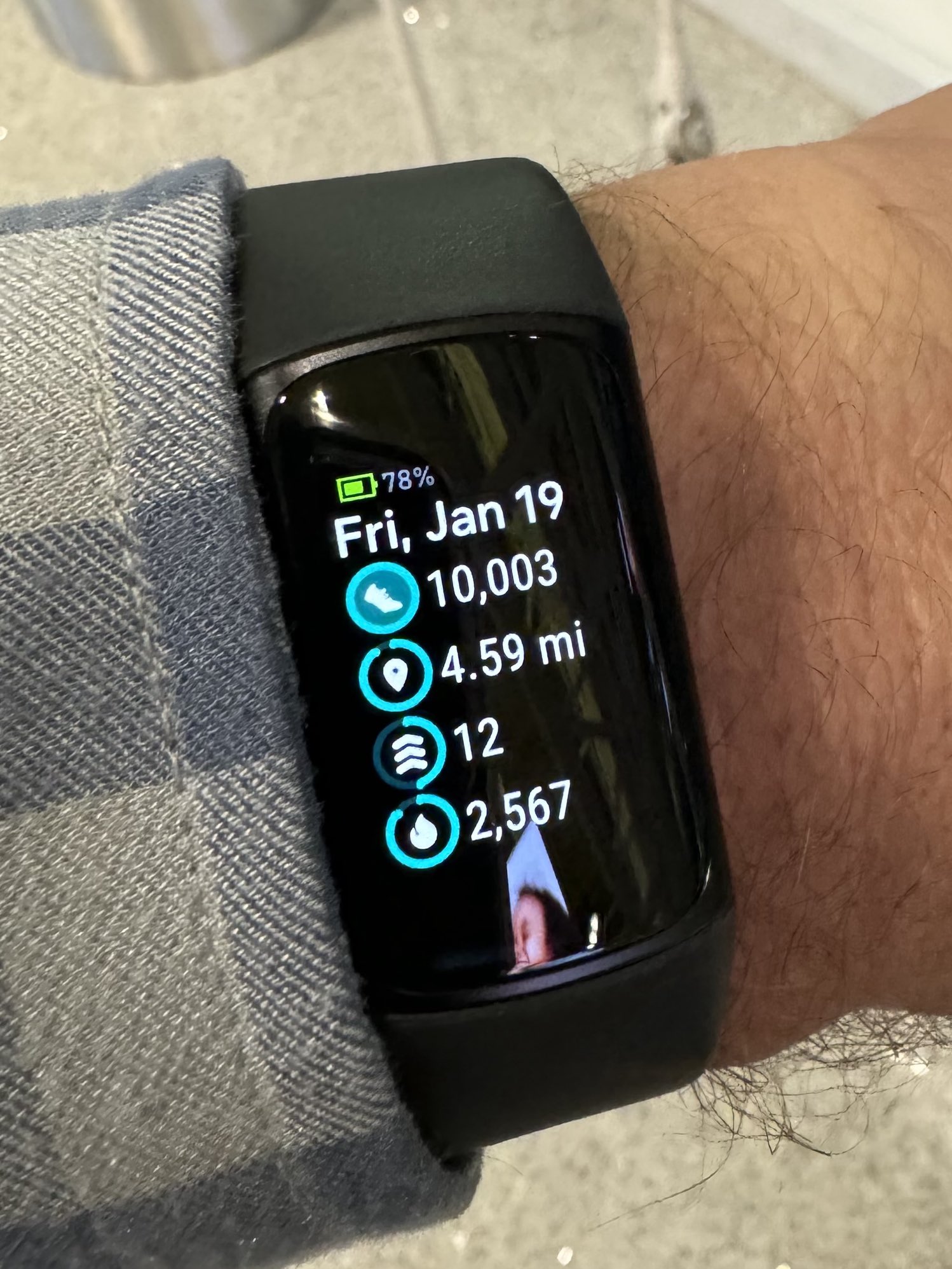 Honor band 4 vs cheap samsung gear fit 2 pro