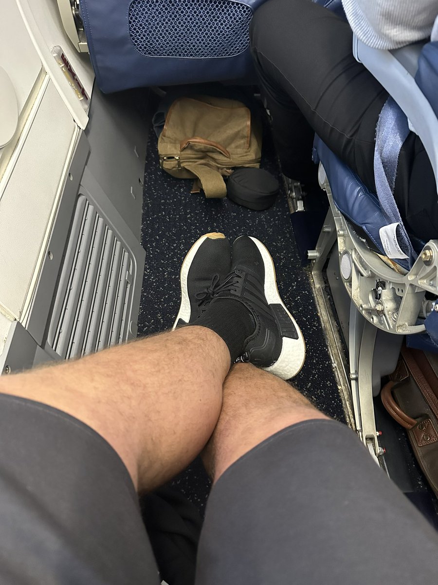 Dan Farnes tweet media