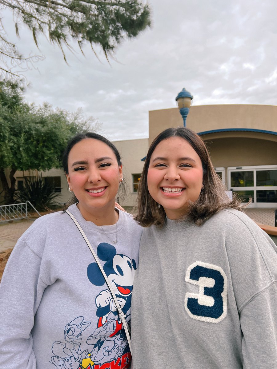 CSUMB's tweet image. Embracing the arrival of our #OtterRaft back at #CSUMB! Move-in day brought a mix of familiar smiles and new faces, setting the stage for an exciting semester. 

Cheers to the upcoming #WelcomeBackWeek events and the start of unforgettable memories! 🎉 💙