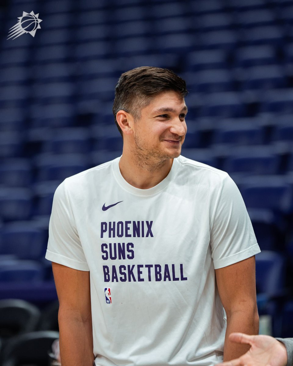 Suns tweet picture