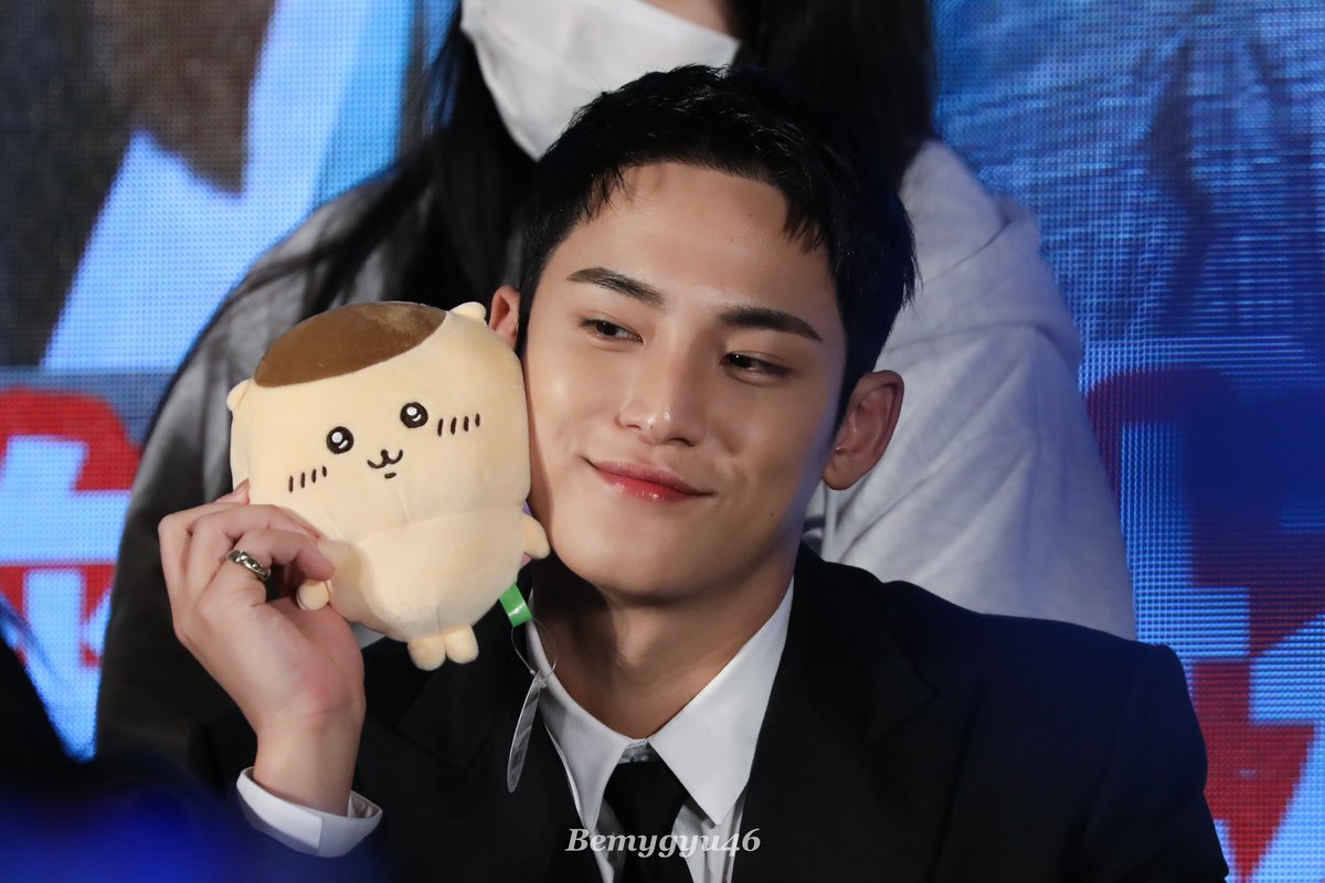 240118 YZY IN MACAU
#민규 #MINGYU 
#세븐틴 #SEVENTEEN