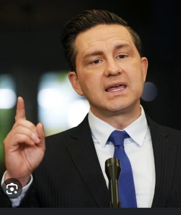 Monica_Fibonacci is taking space 🍎 🇨🇦🔔 tweet media