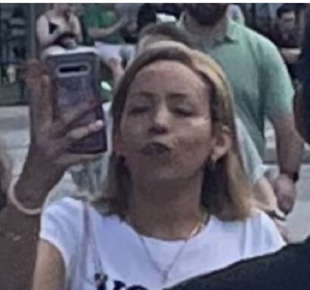 diamaov's tweet photo. El odio debería ser tratado como una enfermedad mental. https://t.co/lu3t1sLRYG