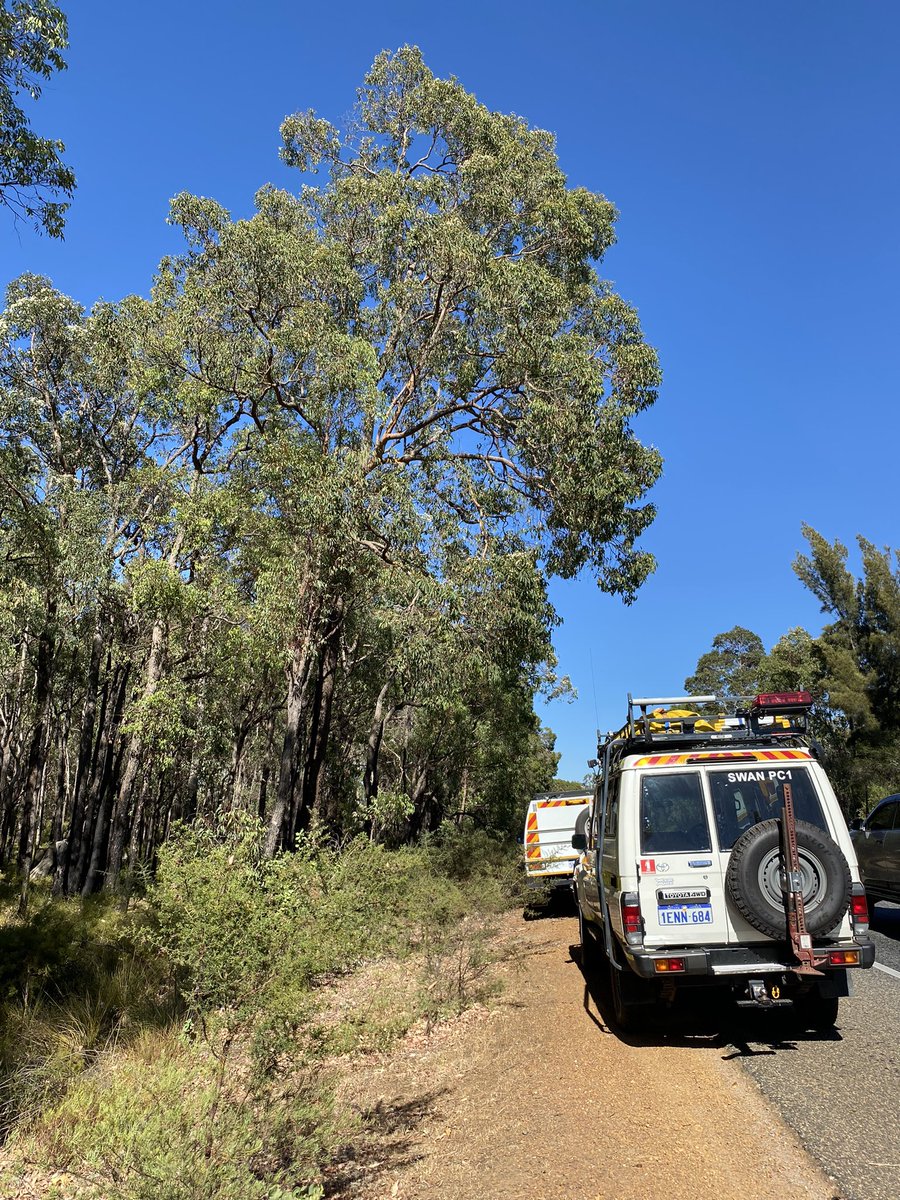 Kelly9Williams's tweet photo. Police and SES crews out early in Mumdaring - searching for missing 70 year old John Frylinck @9NewsPerth @WA_Police #GalaxyS24 https://t.co/PkekONuQ6y