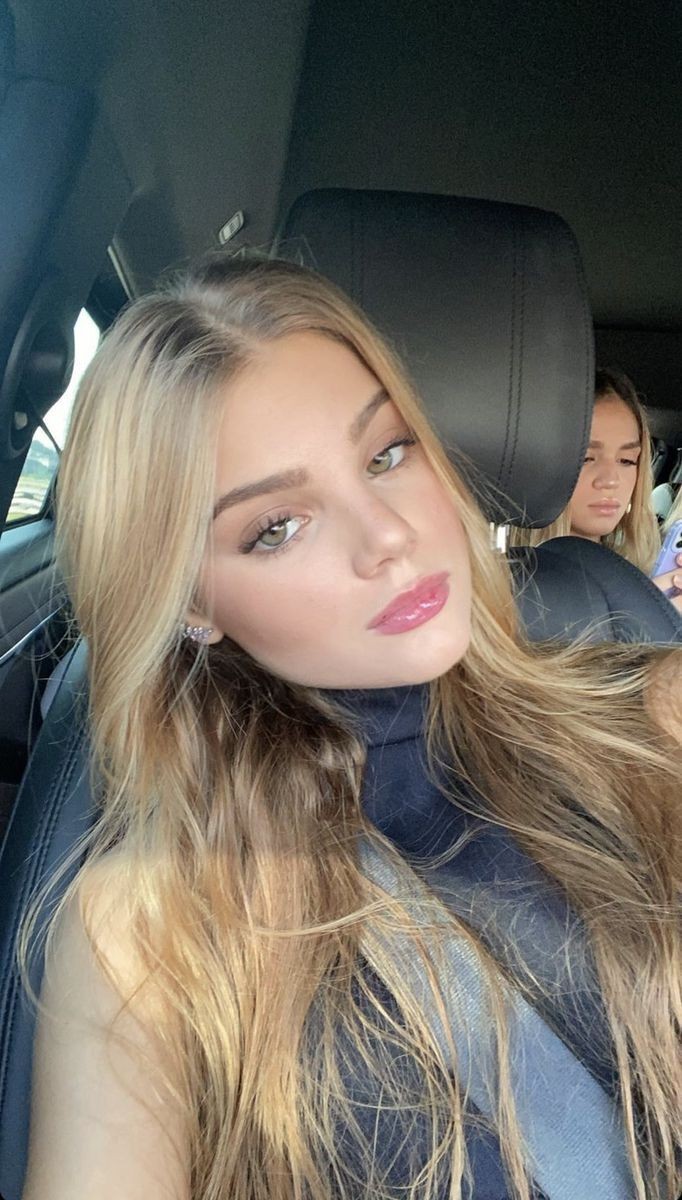 pov: te conquistei, a gente namora e essa é a sua nova galeria.