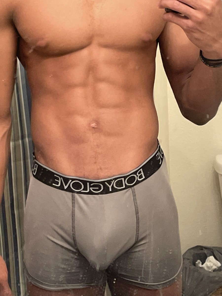 CdaD___'s tweet photo. Grey is beautiful when used right 🩶

#dtxfreaks #dtx #dallasfreaks #dfw
#dfwfreaks #dallasmeets
#contentcreator #ofcontentcreator 
#collabs #chocolate https://t.co/EWyftFKKP9