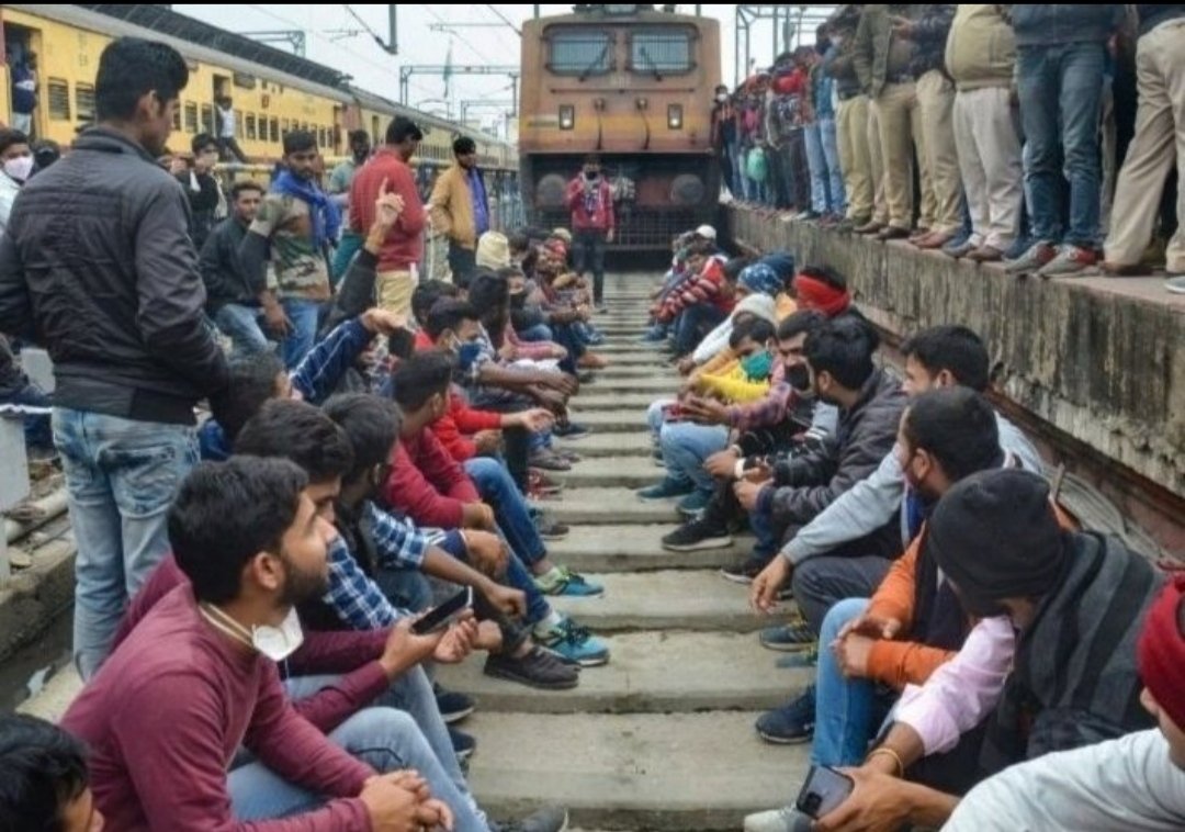 Jitendraonline2's tweet photo. No recruitment JE, SSE
2. NO recruitment
3. NO recruitment NTPC
4. NO recruitment in group d
After 6 year .........5696 ALP post only
@RailMinIndia
@PMOIndia
@AshwiniVaishnaw
#IncreaseRailwayALPVacancy
#IncreaseRailwayALPVacancy https://t.co/ri1V8UUOBd
