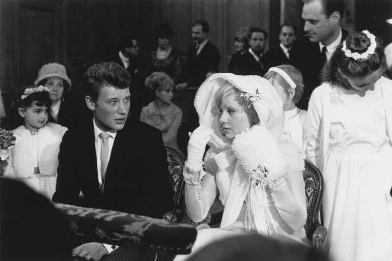 Le mariage de Johnny et Sylvie le 12 avril 1965 #johnnyhallydayforever #rocknroll #johnnyhallyday #sylvievartan CREDIT: Johnny Hallyday of