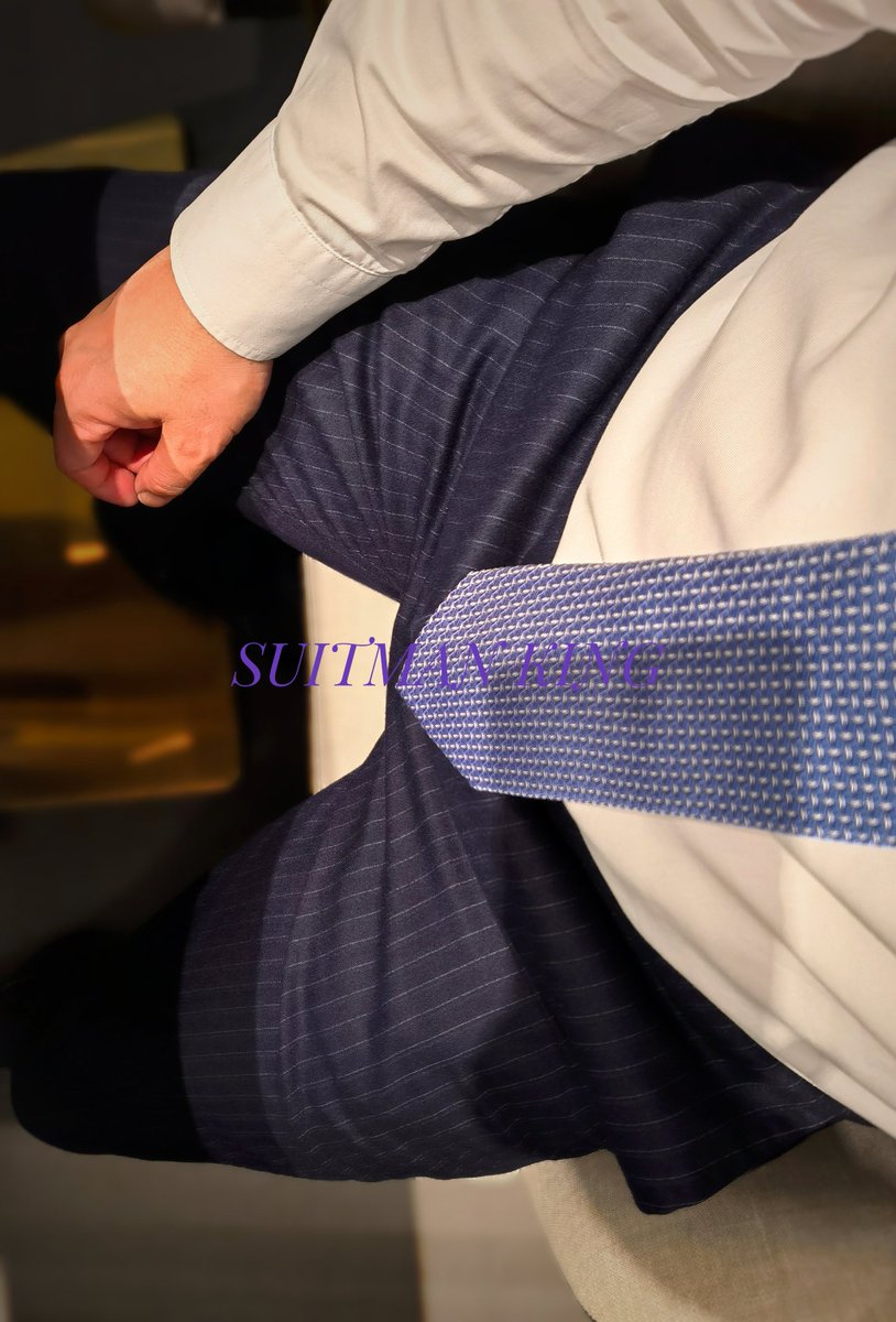 Suitmanking tweet media