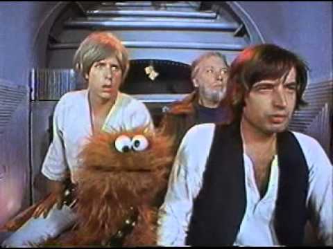 ScottimusPrime1's tweet photo. @Bahayla 😁 #AllStarTrek #StarWars #HardwareWars https://t.co/l6pqCEwt52